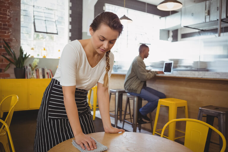 waitress-cleaning-table-2021-08-28-16-46-15-utc